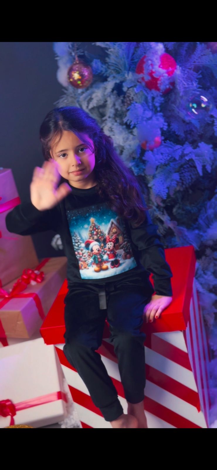 Mickey & Minnie Christmas Black Velvet Set