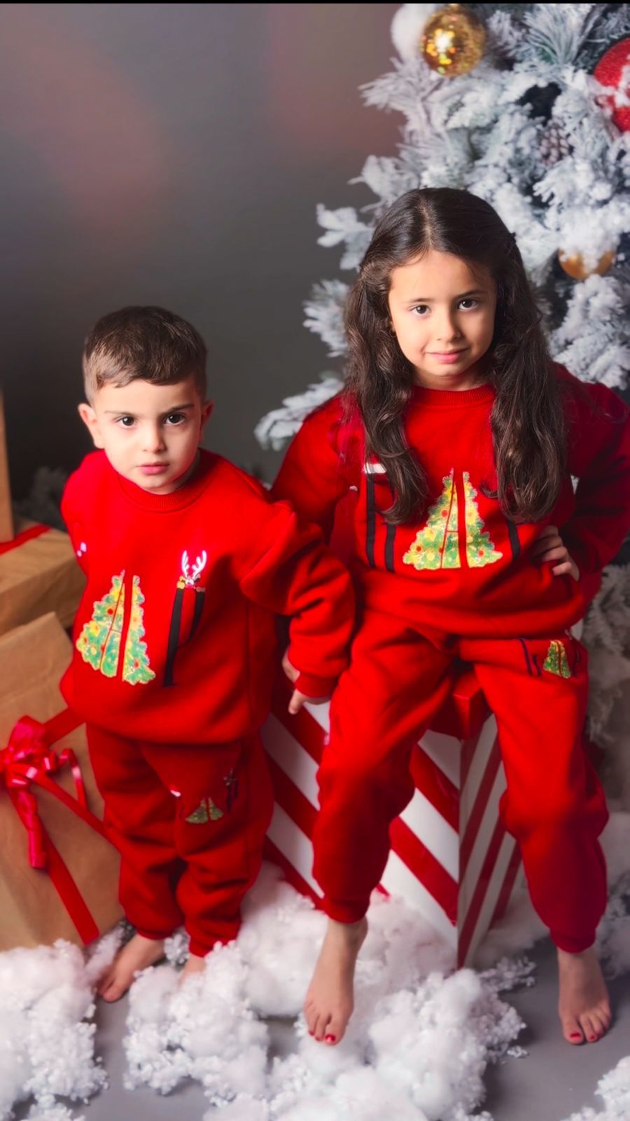 Red GAP Christmas Set