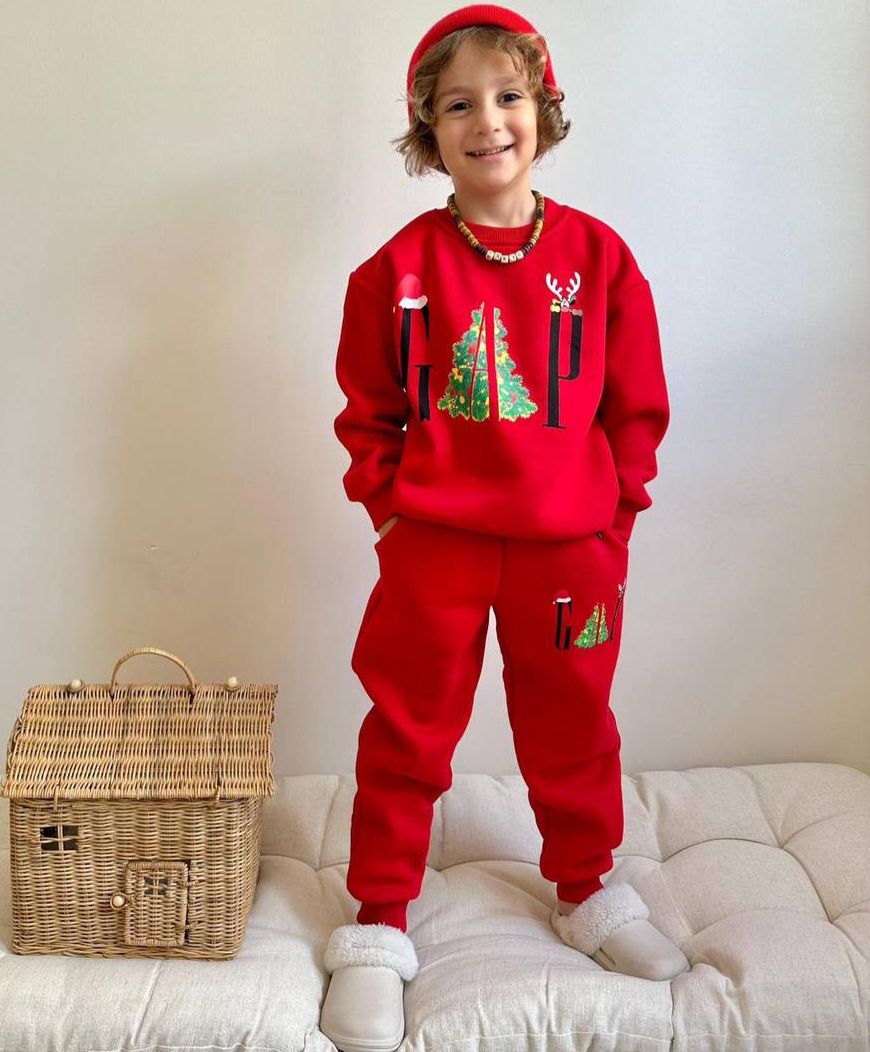 Red GAP Christmas Set