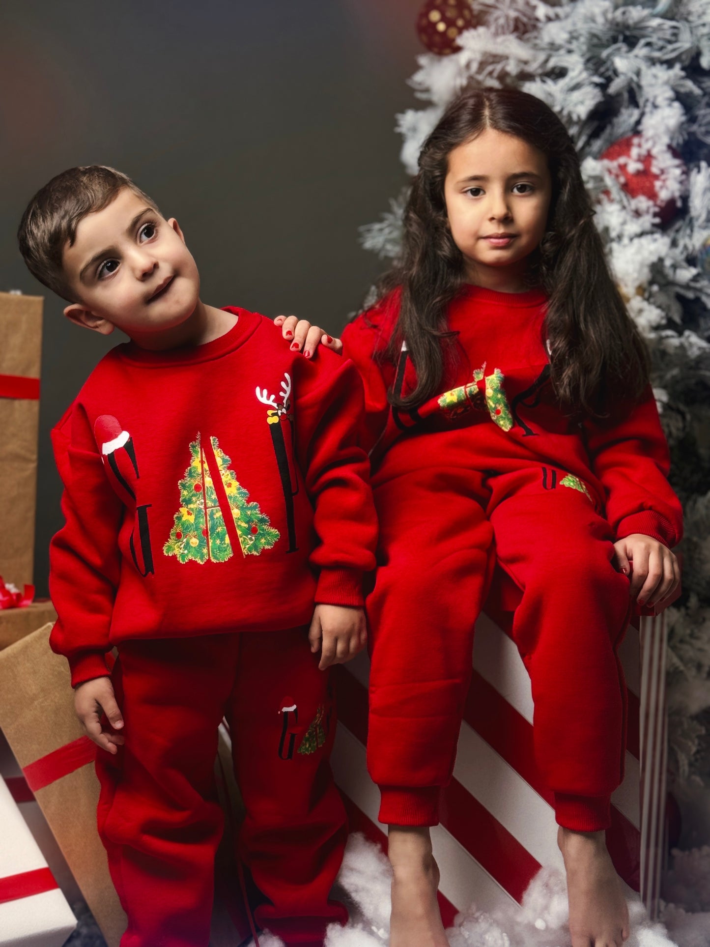 Red GAP Christmas Set