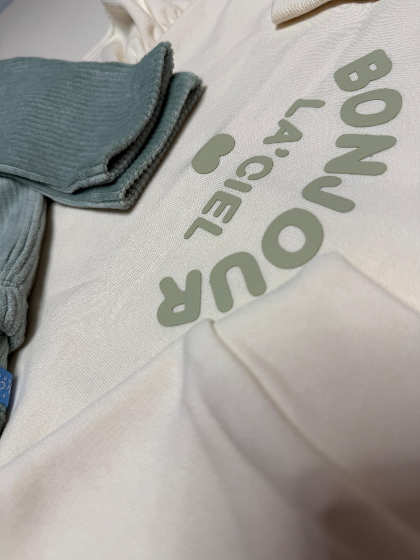 Bonjour La’ciel Off-white Hoodie Set