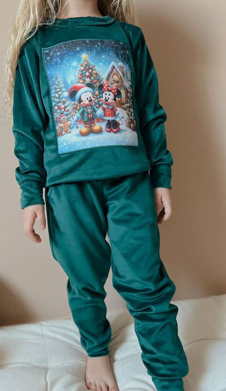 Mickey & Minnie Christmas Emerald Green Velvet Set